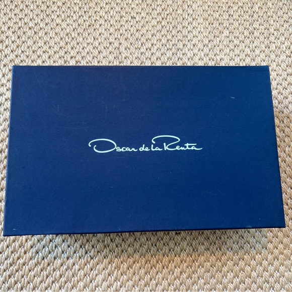 Oscar De La Renta Brocade Kitten Heel Mules Vintage Gold Floral Pointed 39/9 - Picture 9 of 9